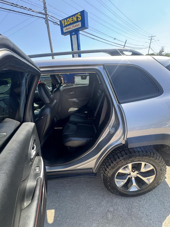 Jeep Cherokee Trailhawk 4x4 2018