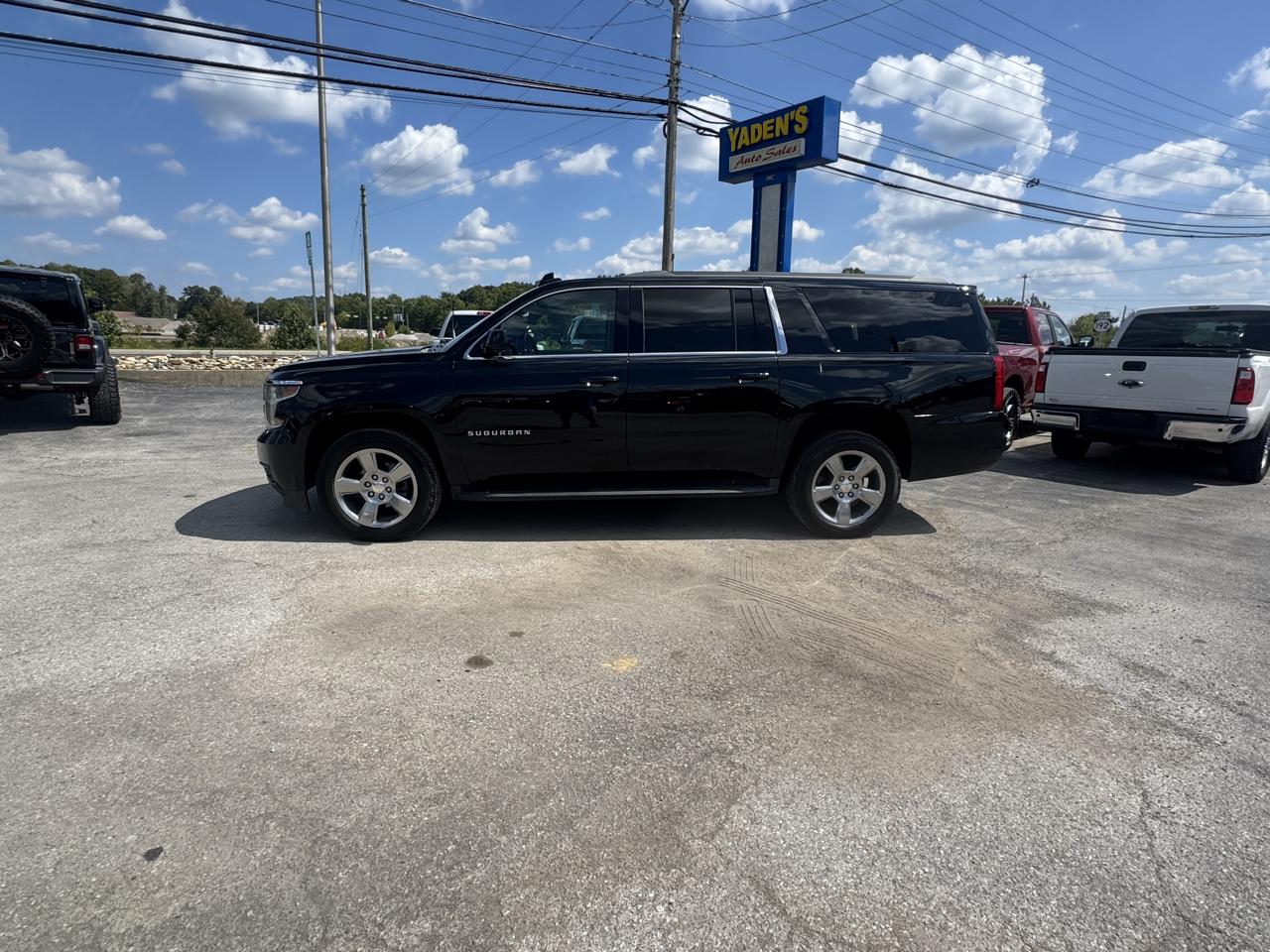 Chevrolet Suburban 4WD 4dr 1500 LS 2019