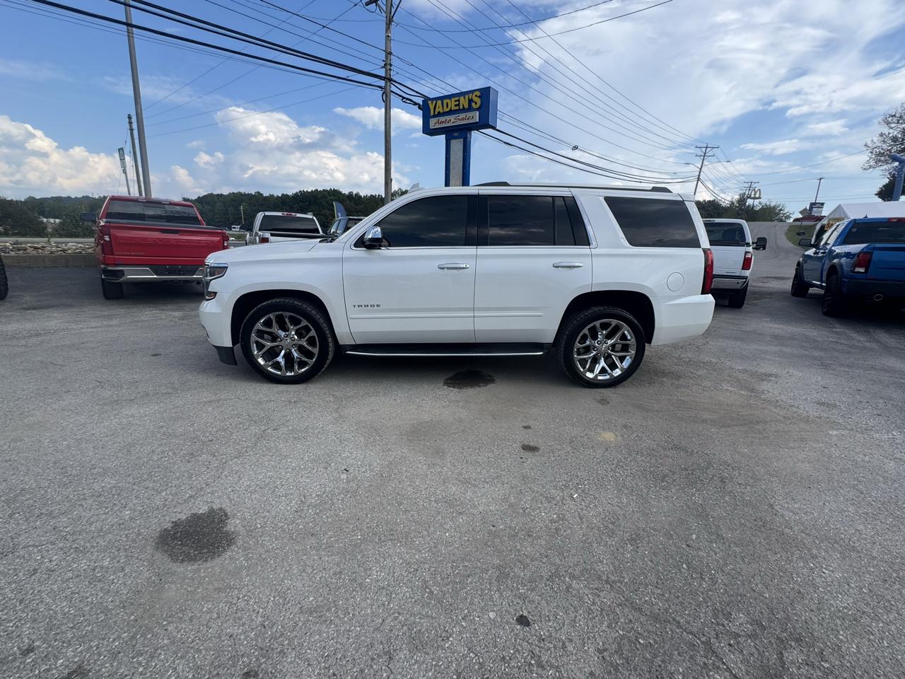 Chevrolet Tahoe 4WD 4dr Premier 2017