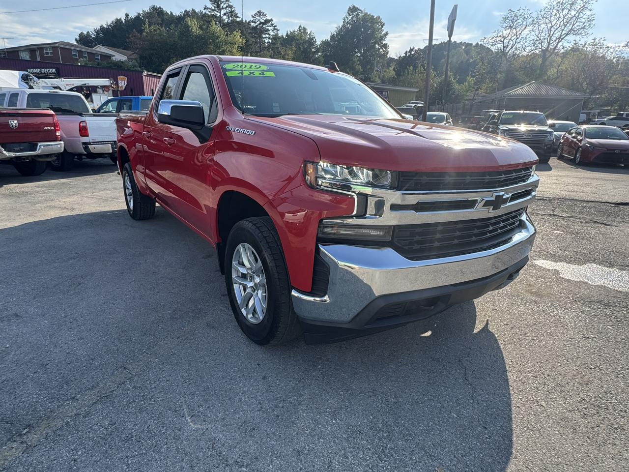 Chevrolet Silverado 1500 4WD Double Cab 147" LT 2019