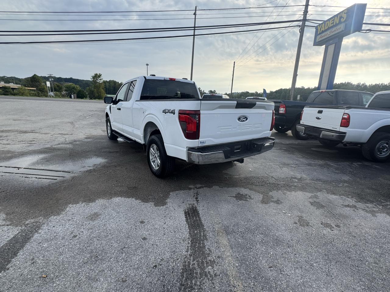 Ford F-150 4WD SuperCab 163" XL 2024