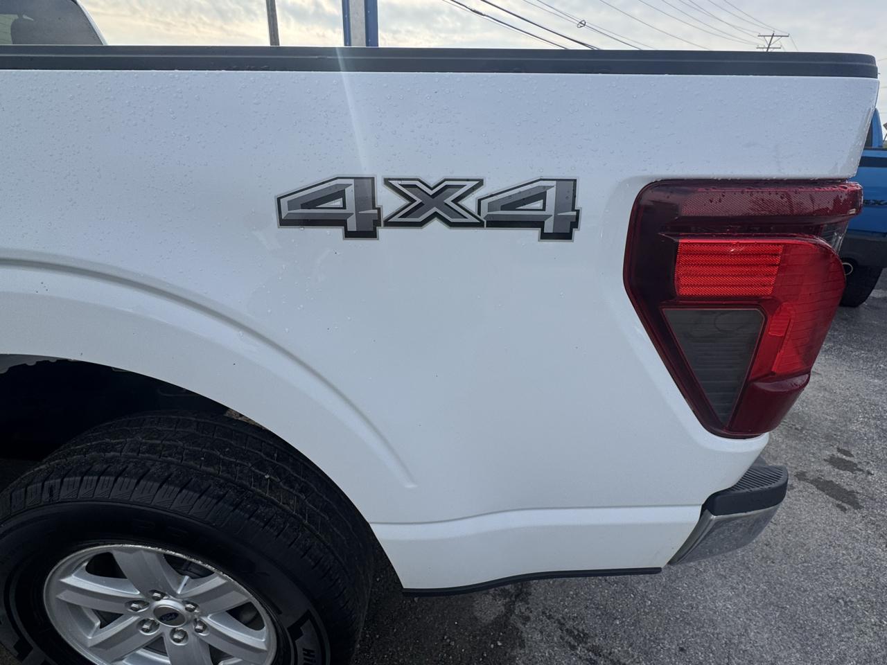 Ford F-150 4WD SuperCab 163" XL 2024
