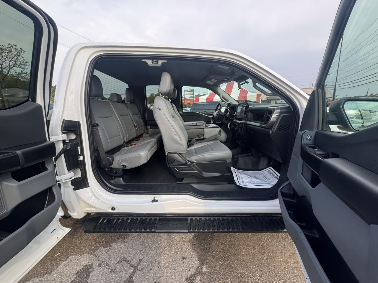 Ford F-150 4WD SuperCab 163" XL 2024