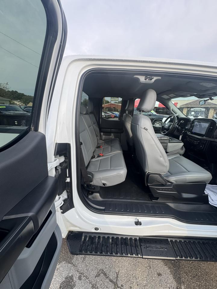 Ford F-150 4WD SuperCab 163" XL 2024