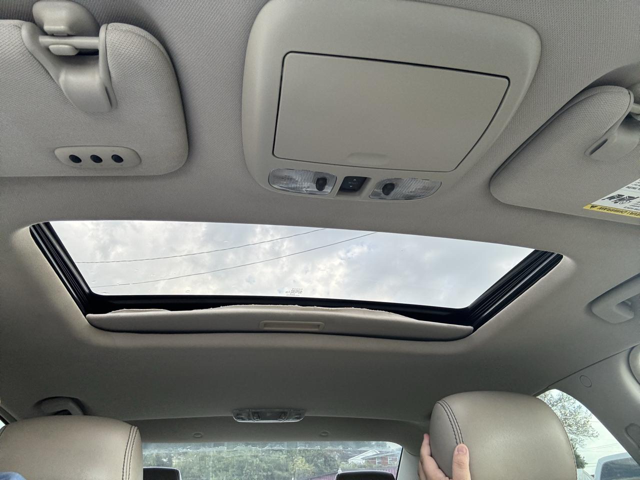 Ford Fusion 4dr Sdn Hybrid FWD 2012