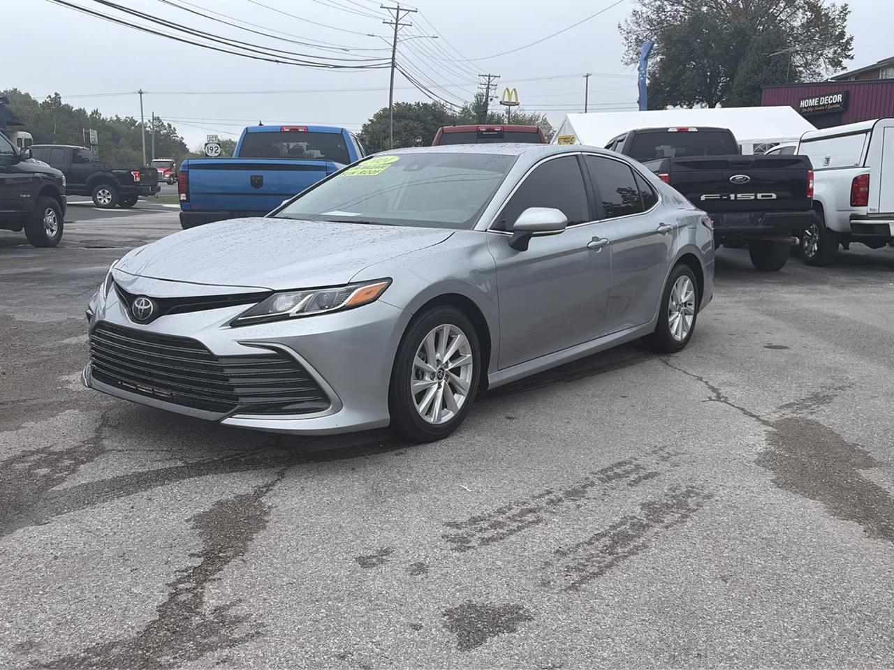 Toyota Camry LE Auto (Natl) 2024