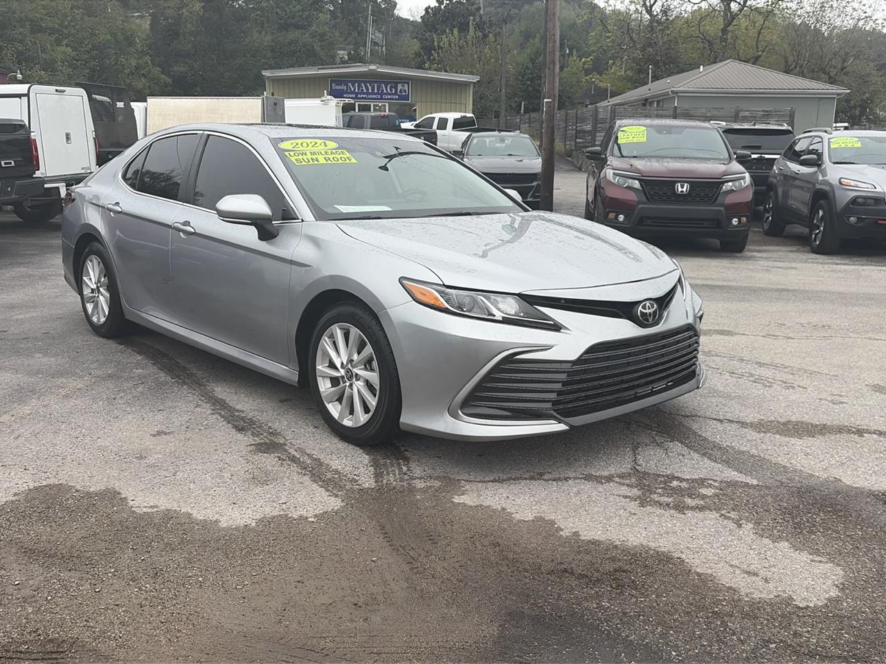 Toyota Camry LE Auto (Natl) 2024