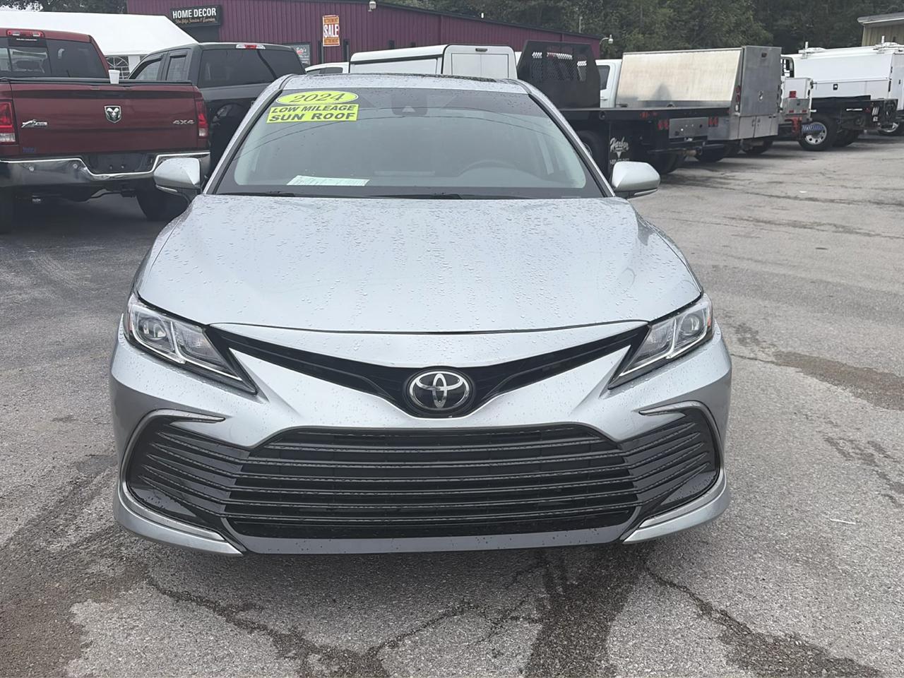 Toyota Camry LE Auto (Natl) 2024