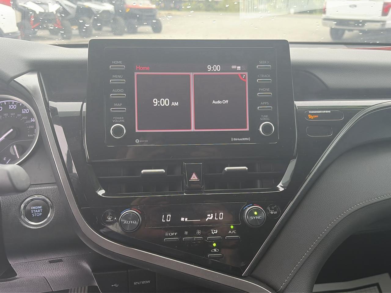 Toyota Camry LE Auto (Natl) 2024