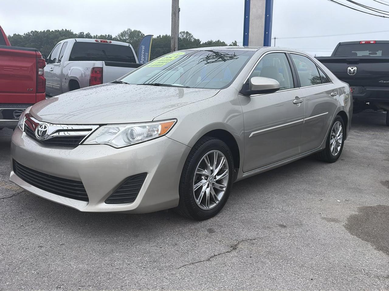 Toyota Camry 2014.5 4dr Sdn I4 Auto SE Sport (Natl) 2014