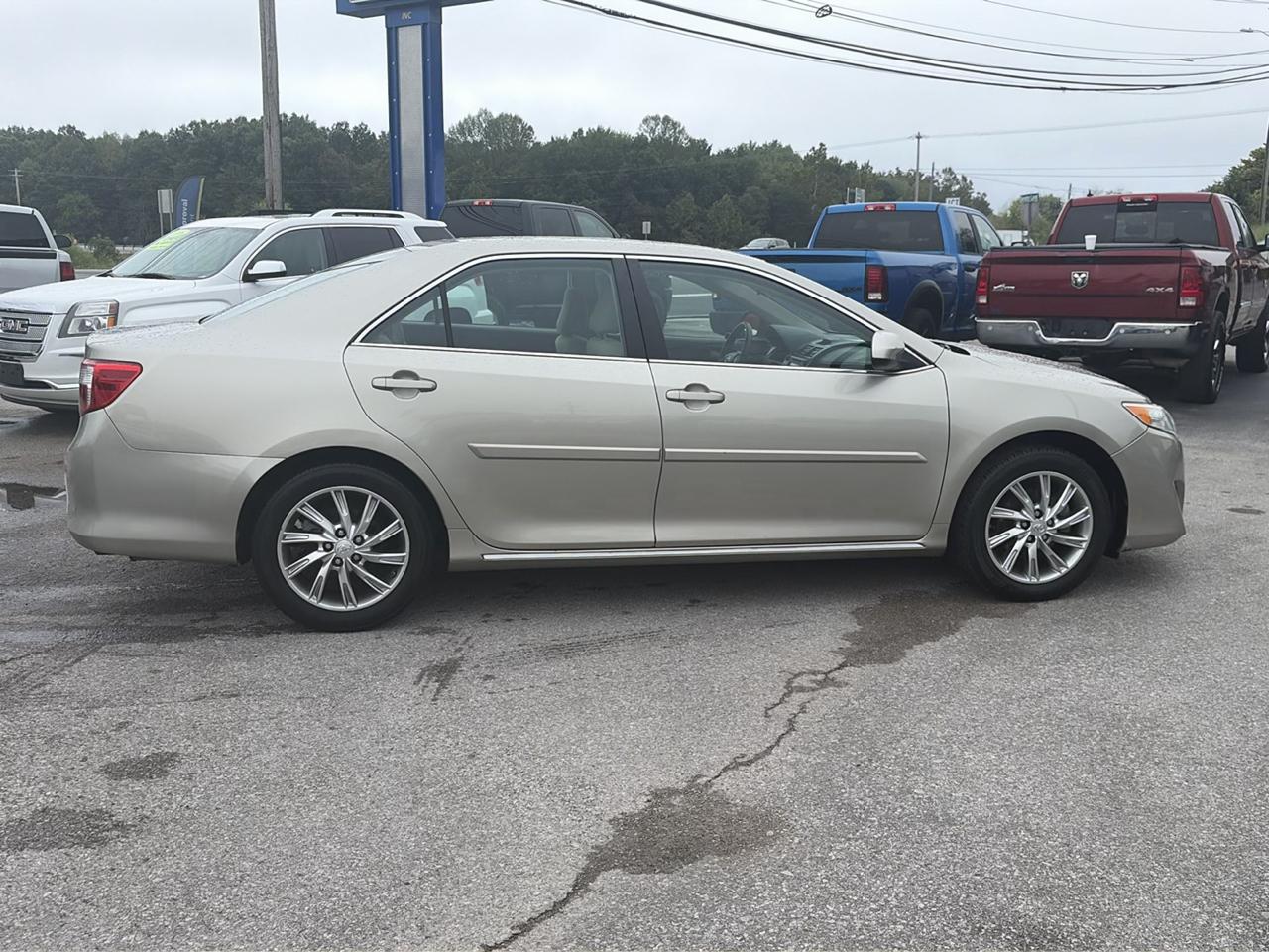 Toyota Camry 2014.5 4dr Sdn I4 Auto SE Sport (Natl) 2014