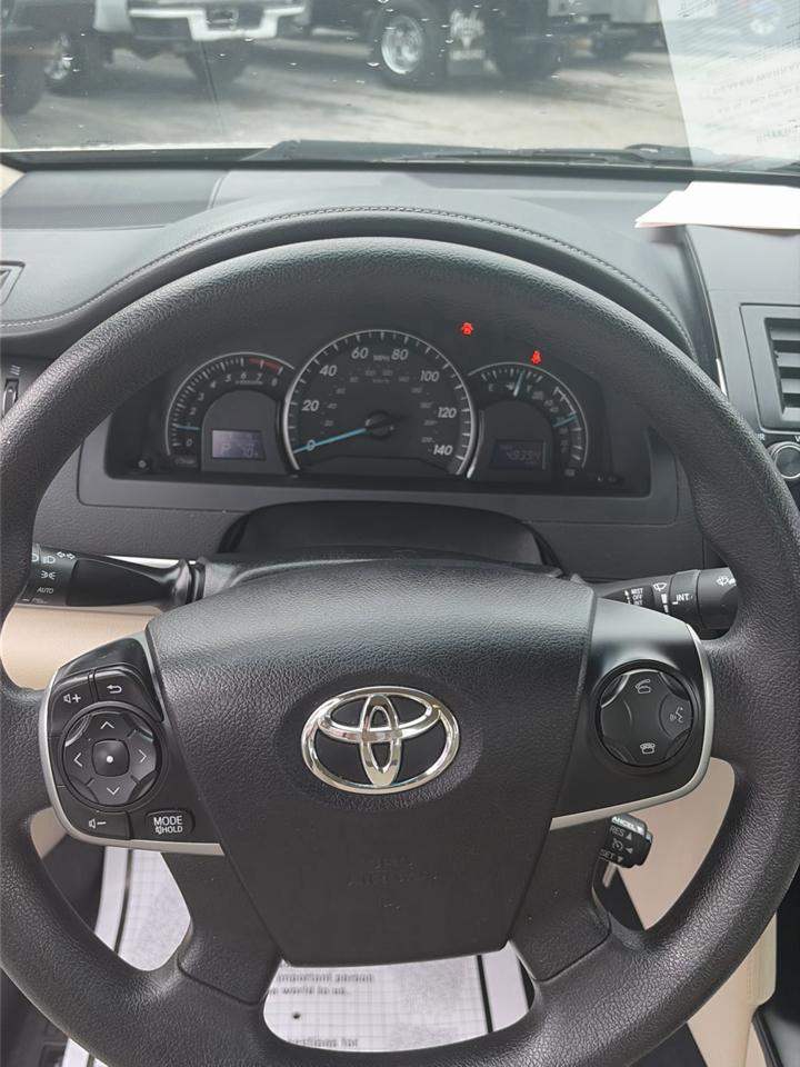 Toyota Camry 2014.5 4dr Sdn I4 Auto SE Sport (Natl) 2014