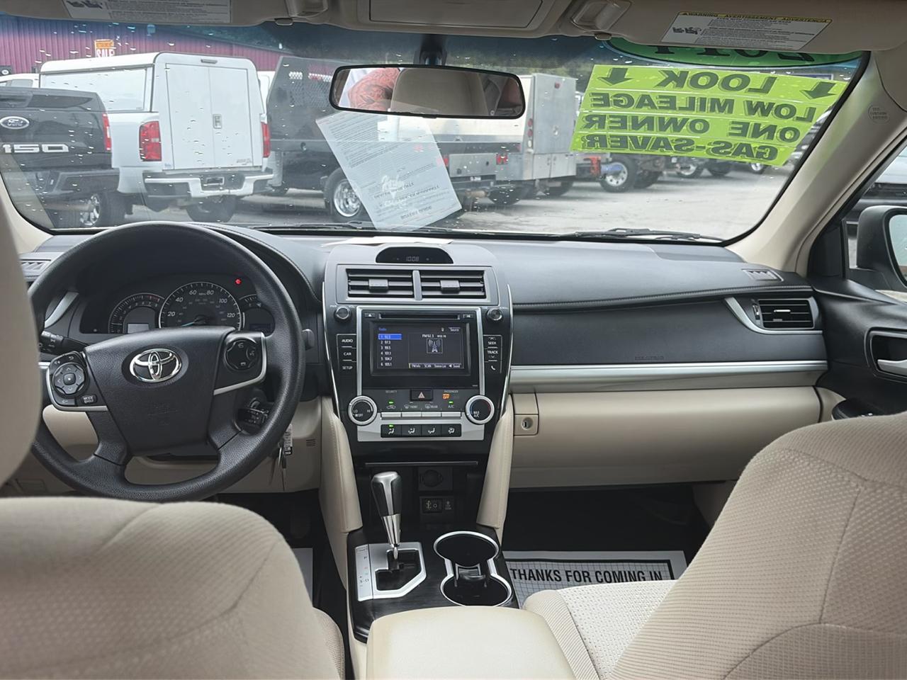 Toyota Camry 2014.5 4dr Sdn I4 Auto SE Sport (Natl) 2014