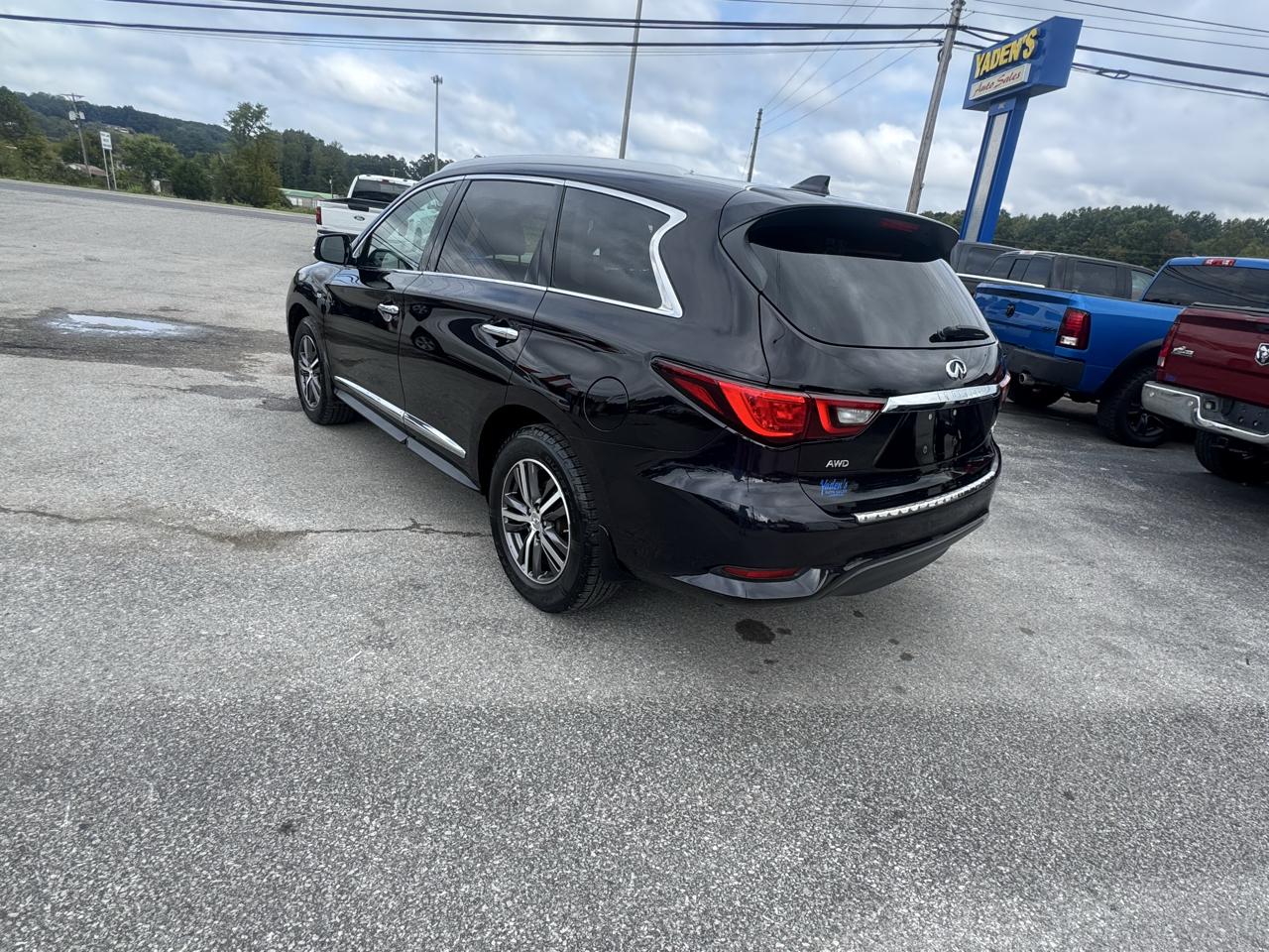 Infiniti QX60 2019.5 LUXE AWD 2019