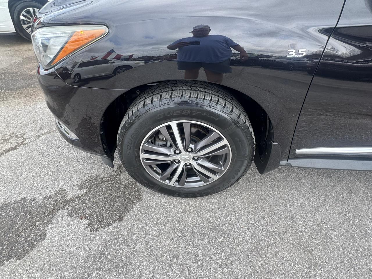 Infiniti QX60 2019.5 LUXE AWD 2019