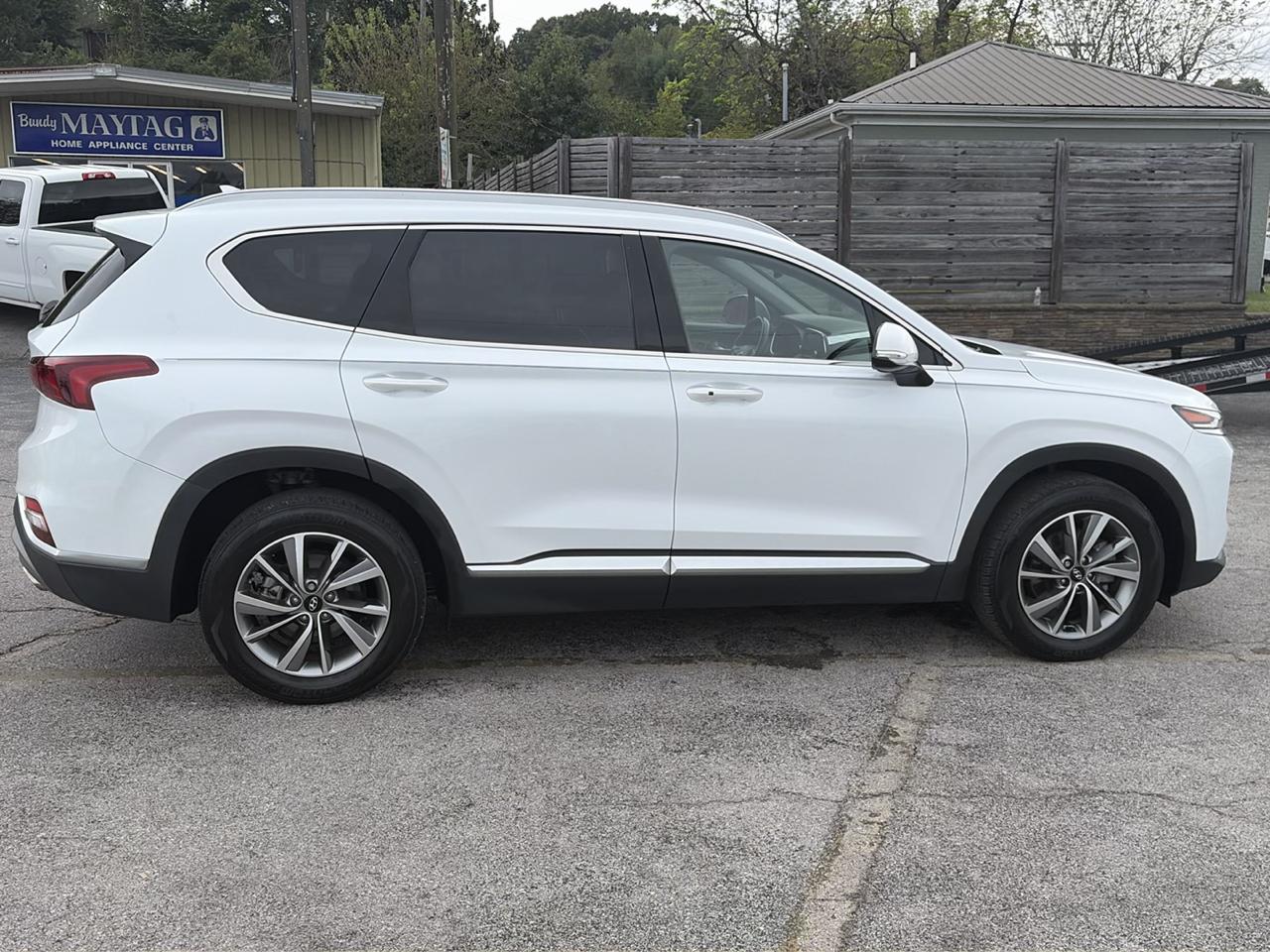 Hyundai Santa Fe SEL 2.4L Auto FWD 2020