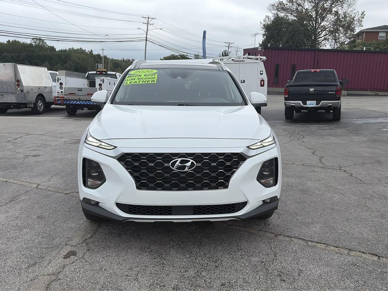 Hyundai Santa Fe SEL 2.4L Auto FWD 2020