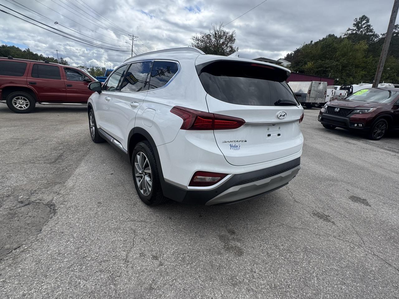 Hyundai Santa Fe SEL 2.4L Auto FWD 2020