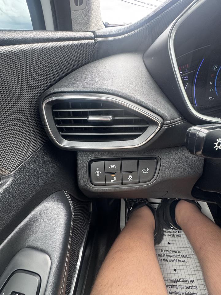 Hyundai Santa Fe SEL 2.4L Auto FWD 2020