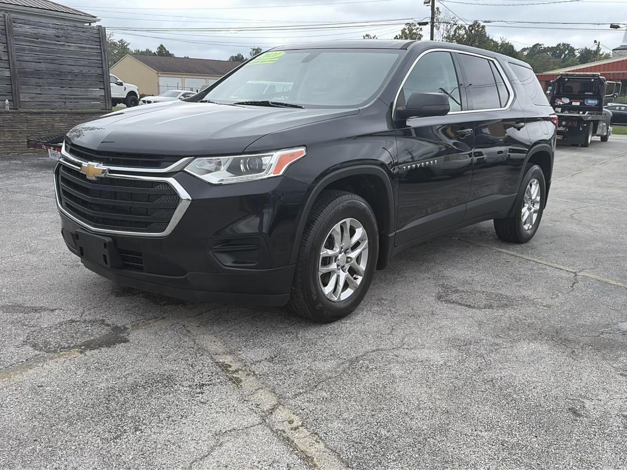 Chevrolet Traverse FWD 4dr LS w/1LS 2021