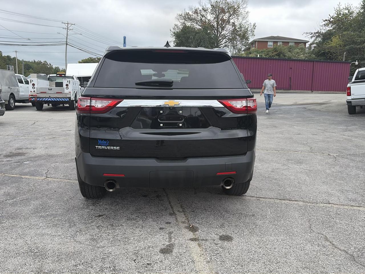 Chevrolet Traverse FWD 4dr LS w/1LS 2021