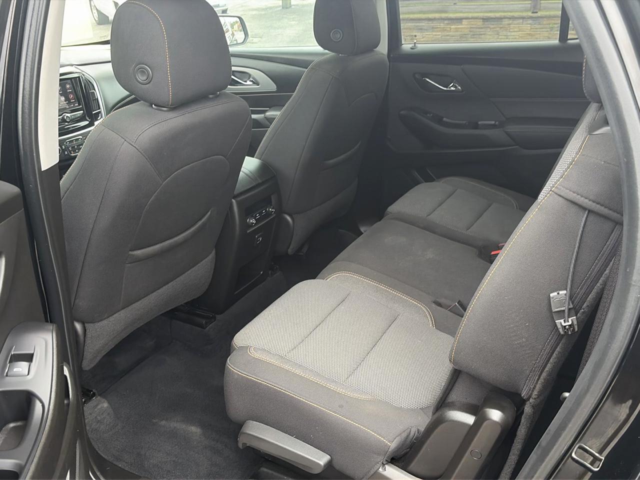 Chevrolet Traverse FWD 4dr LS w/1LS 2021