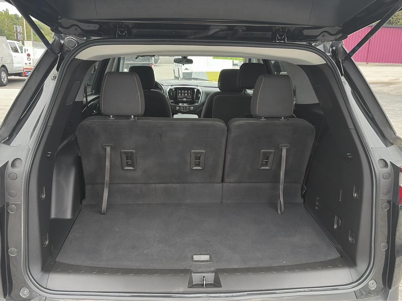 Chevrolet Traverse FWD 4dr LS w/1LS 2021