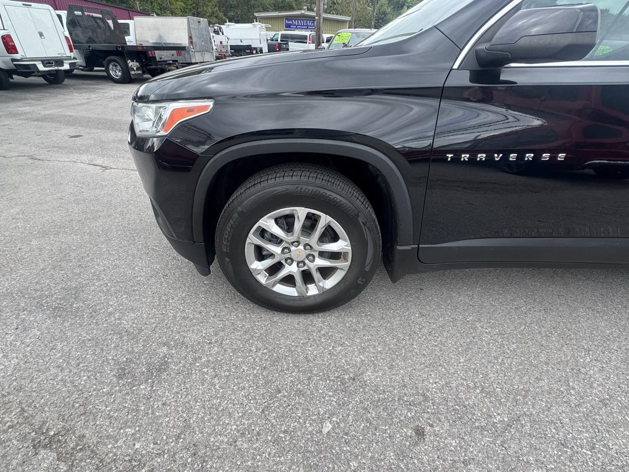 Chevrolet Traverse FWD 4dr LS w/1LS 2021