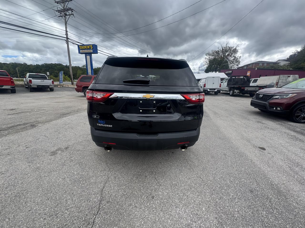 Chevrolet Traverse FWD 4dr LS w/1LS 2021