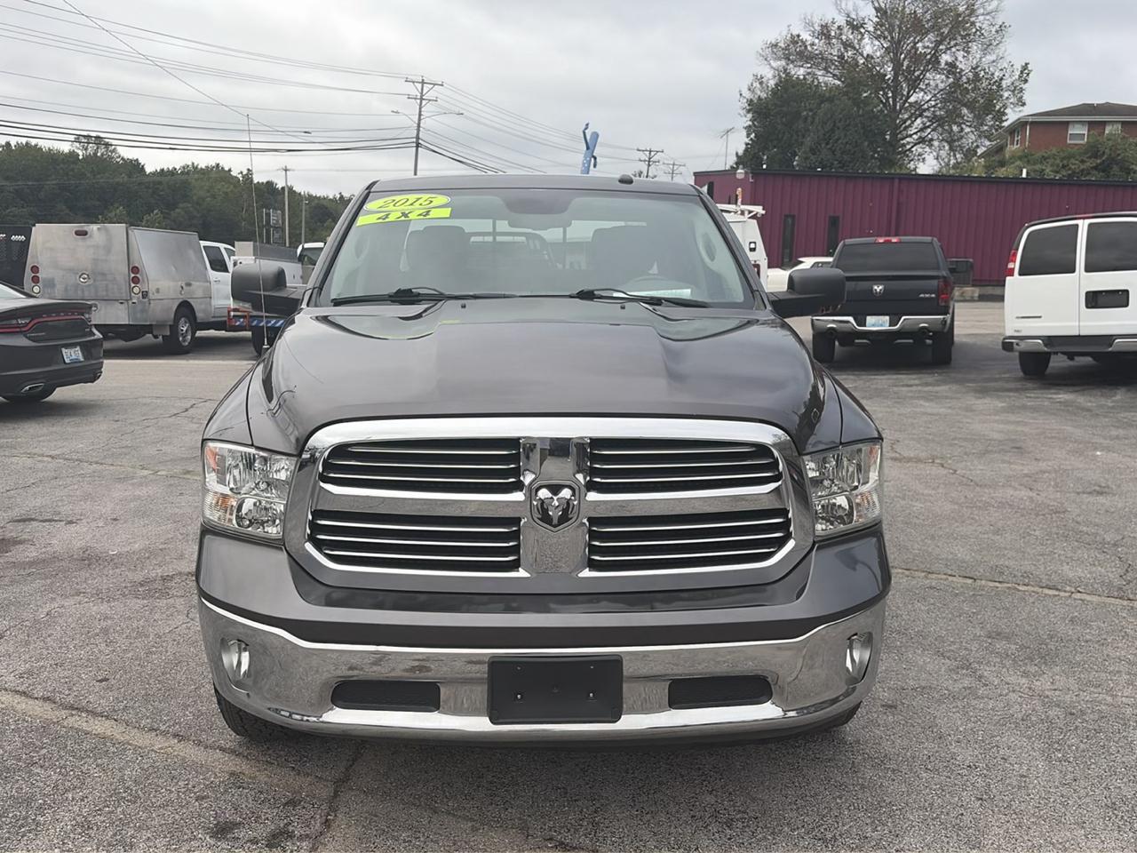 RAM 1500 4WD Crew Cab 140.5" Big Horn 2015