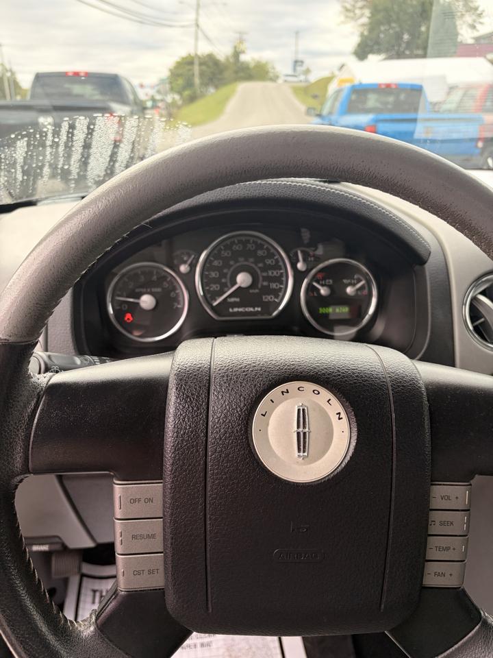 Lincoln Mark LT 4WD Supercrew 139" 2006
