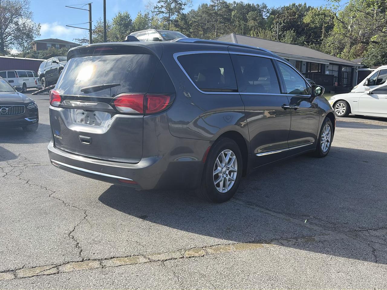 Chrysler Pacifica Touring L FWD 2020