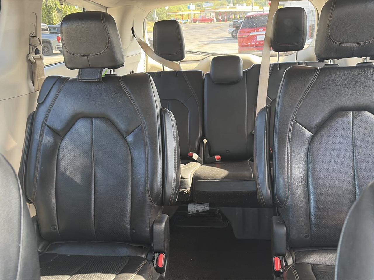 Chrysler Pacifica Touring L FWD 2020