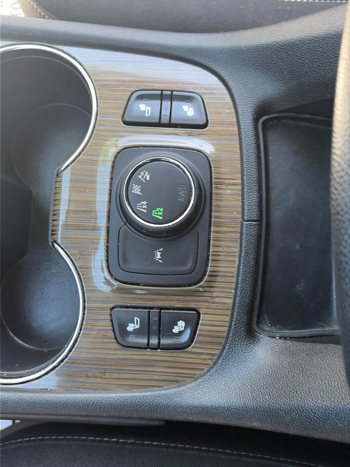 GMC Acadia AWD 4dr SLE 2022