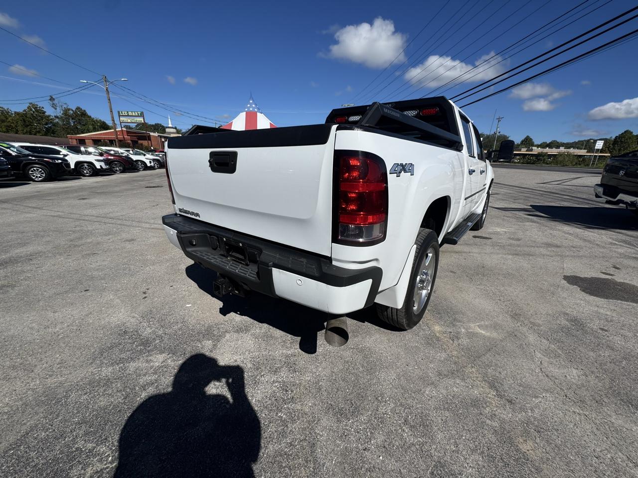 GMC Sierra 2500HD 4WD Crew Cab 153.7" Denali 2014