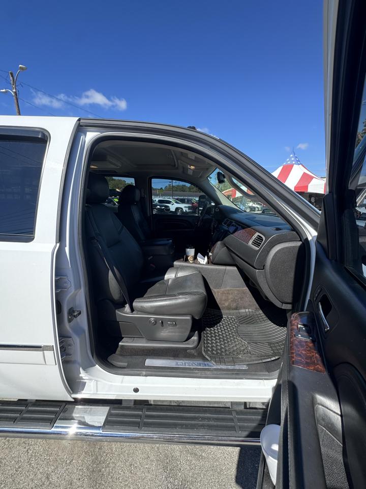 GMC Sierra 2500HD 4WD Crew Cab 153.7" Denali 2014