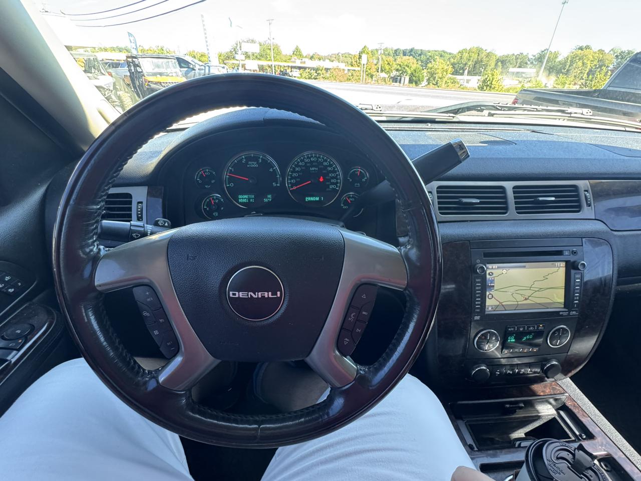 GMC Sierra 2500HD 4WD Crew Cab 153.7" Denali 2014