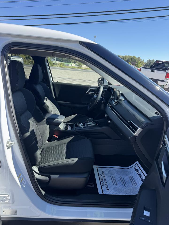 Mitsubishi Outlander ES S-AWC 2024