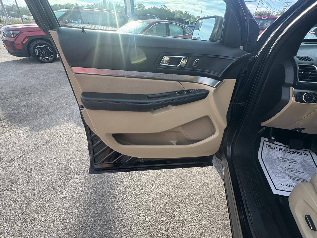 Ford Explorer Base FWD 2017