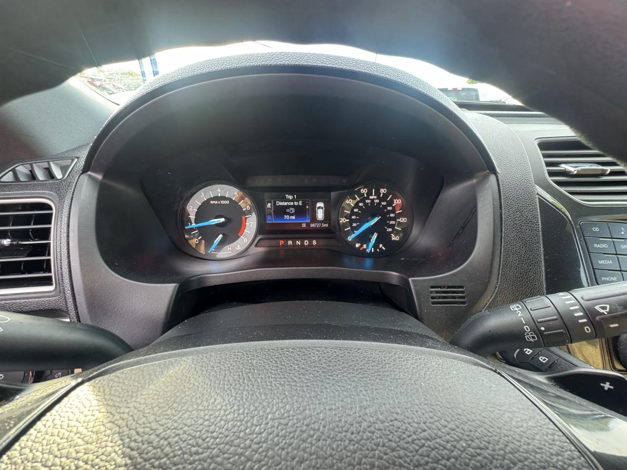 Ford Explorer Base FWD 2017