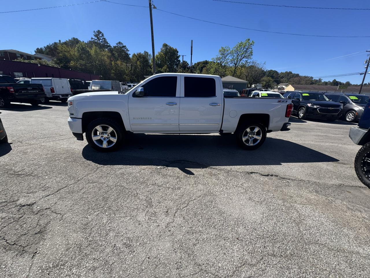 Chevrolet Silverado 1500 4WD Crew Cab 143.5" LTZ w/2LZ 2017
