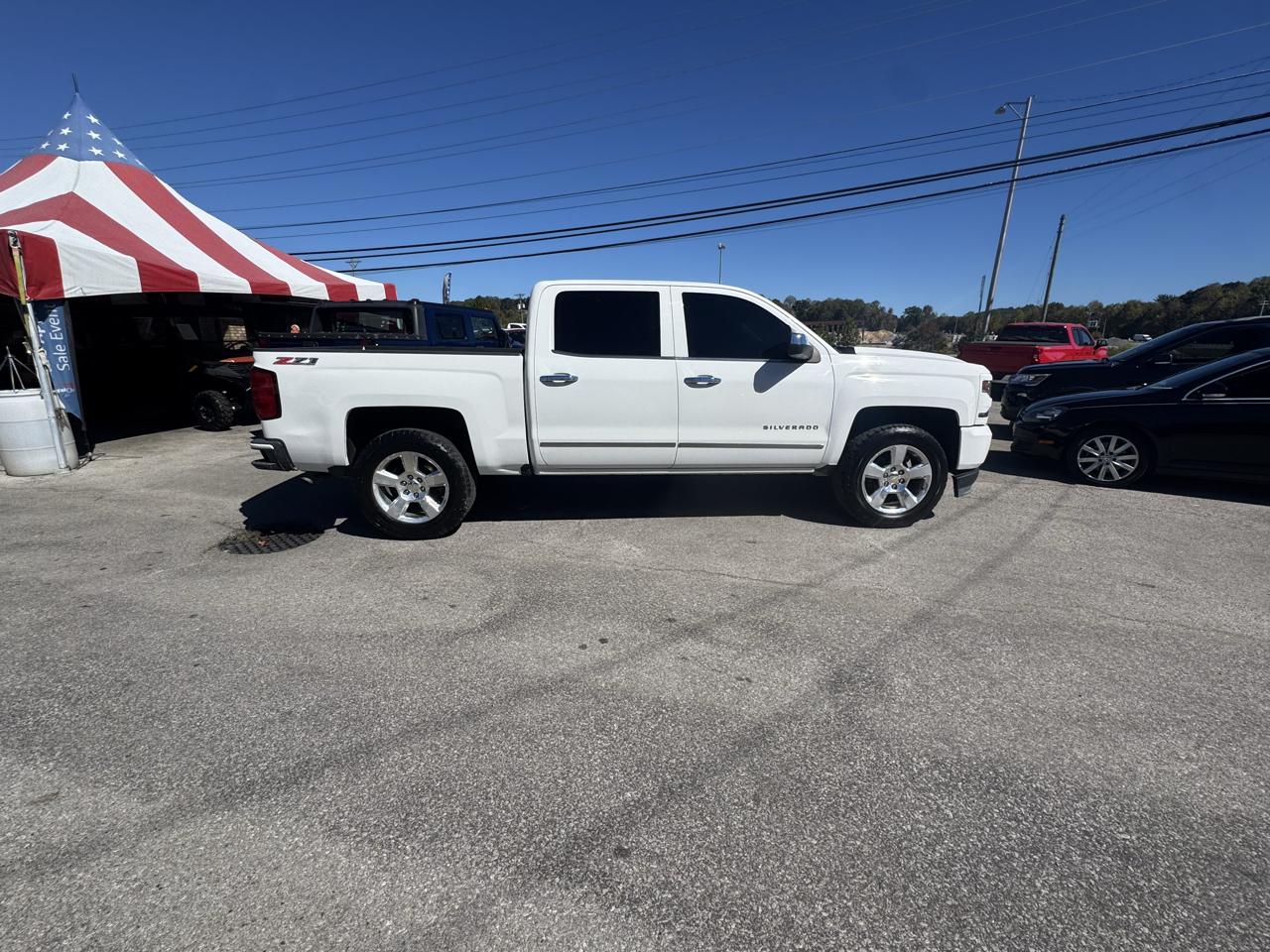 Chevrolet Silverado 1500 4WD Crew Cab 143.5" LTZ w/2LZ 2017