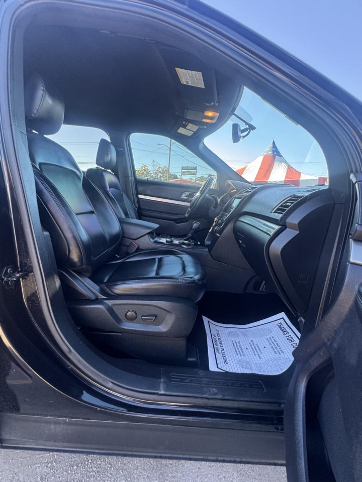 Ford Explorer 4dr XLT 2019