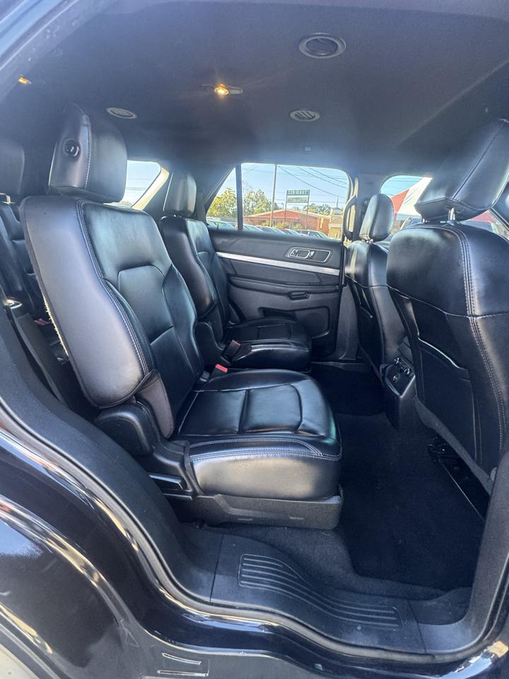 Ford Explorer 4dr XLT 2019