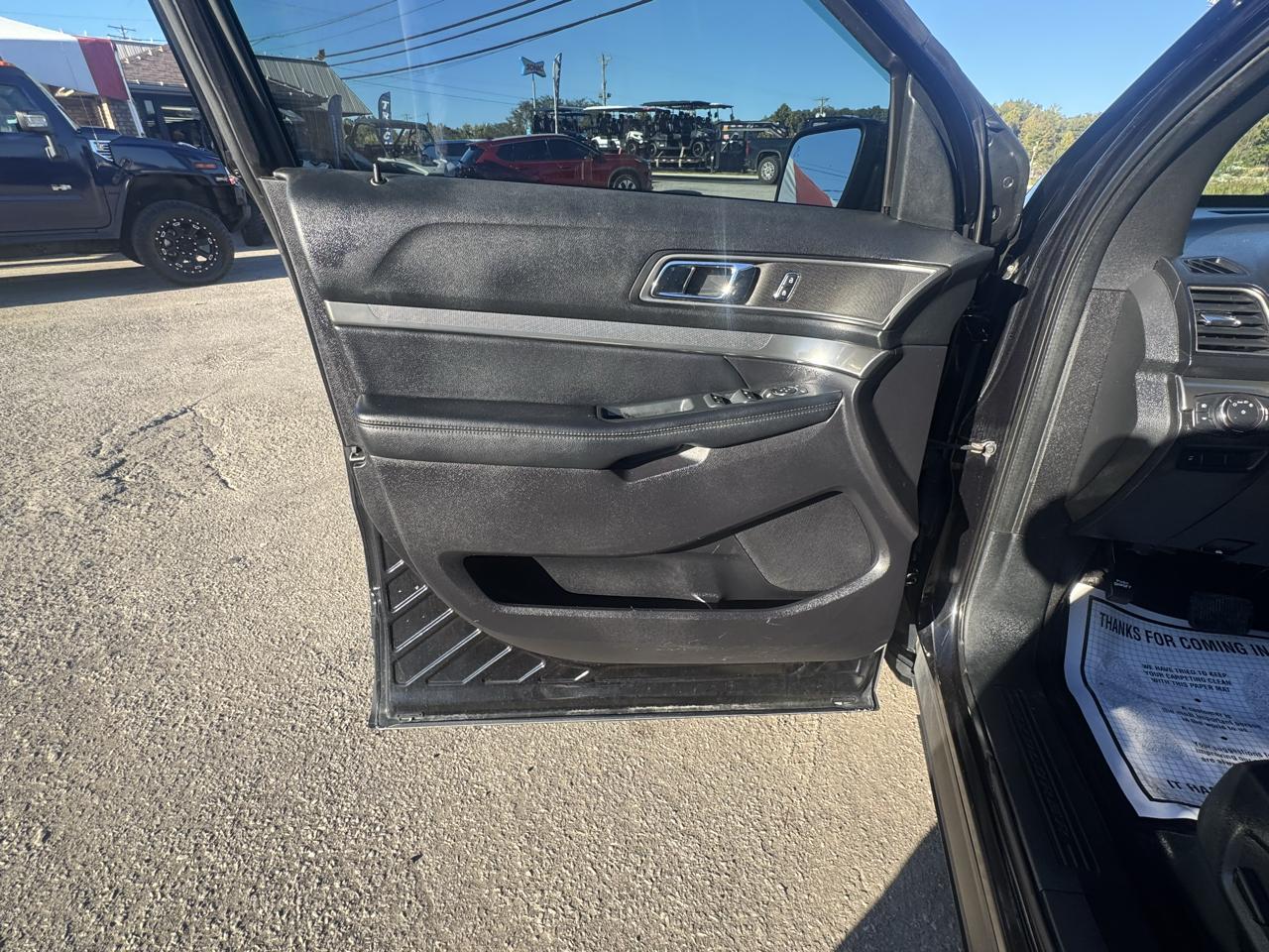 Ford Explorer 4dr XLT 2019