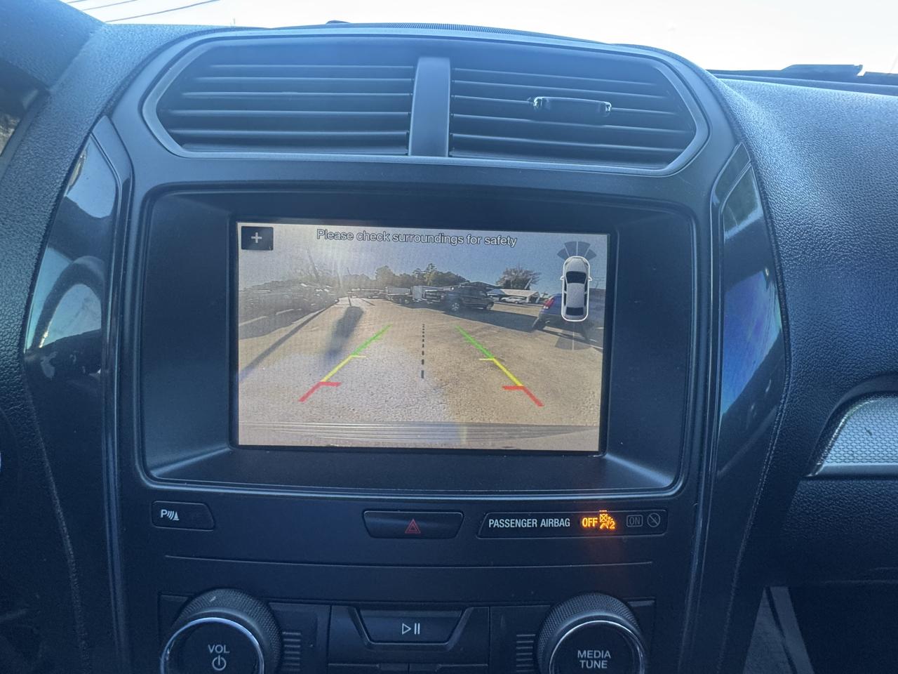 Ford Explorer 4dr XLT 2019