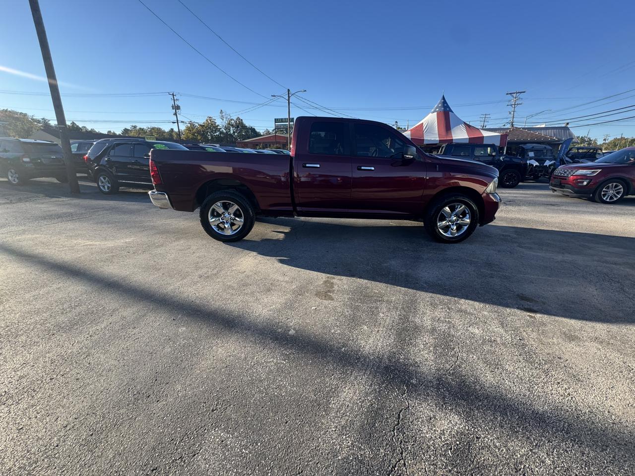 RAM 1500 Big Horn 4x4 Quad Cab 6'4" Box 2017