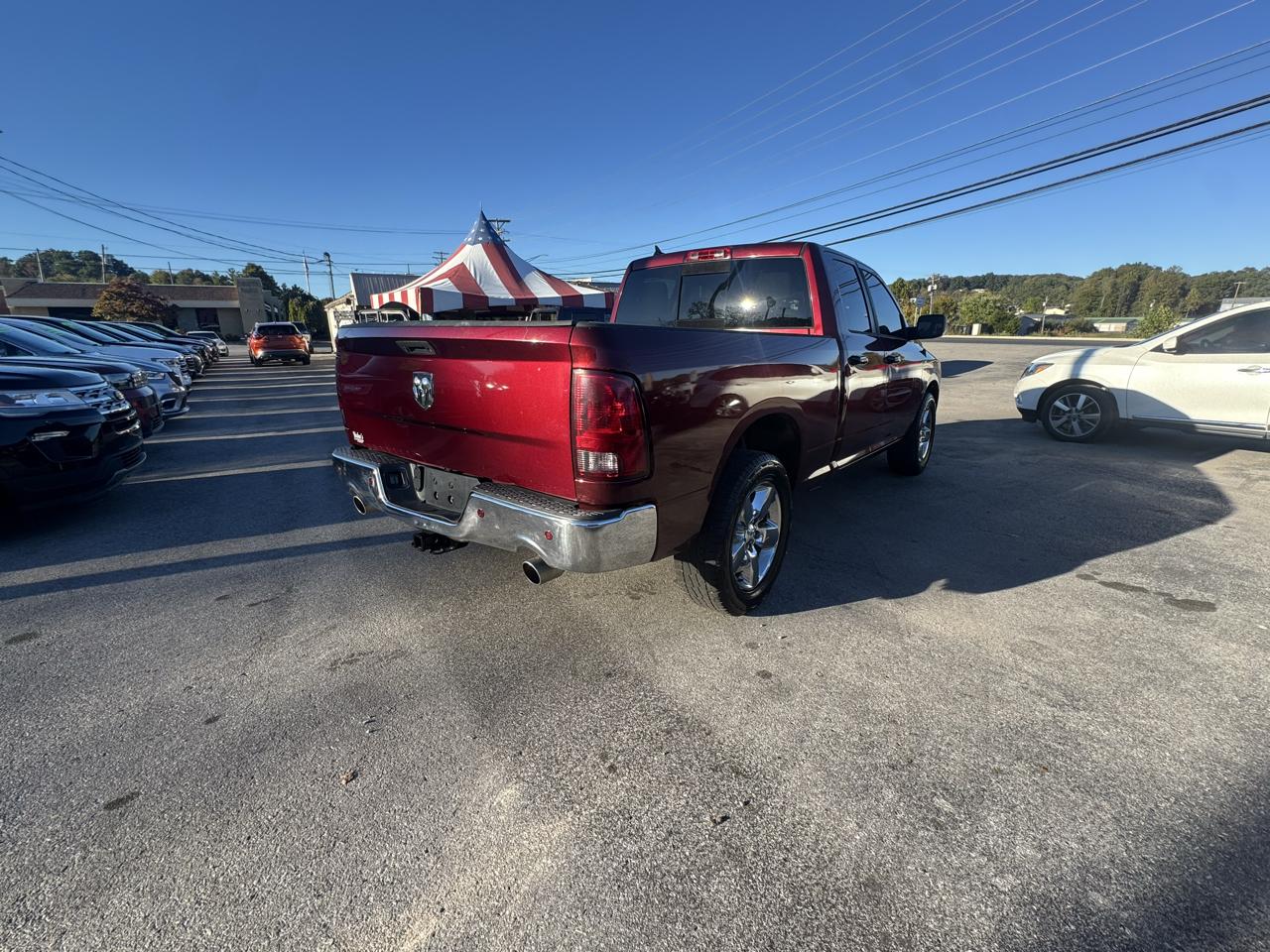 RAM 1500 Big Horn 4x4 Quad Cab 6'4" Box 2017