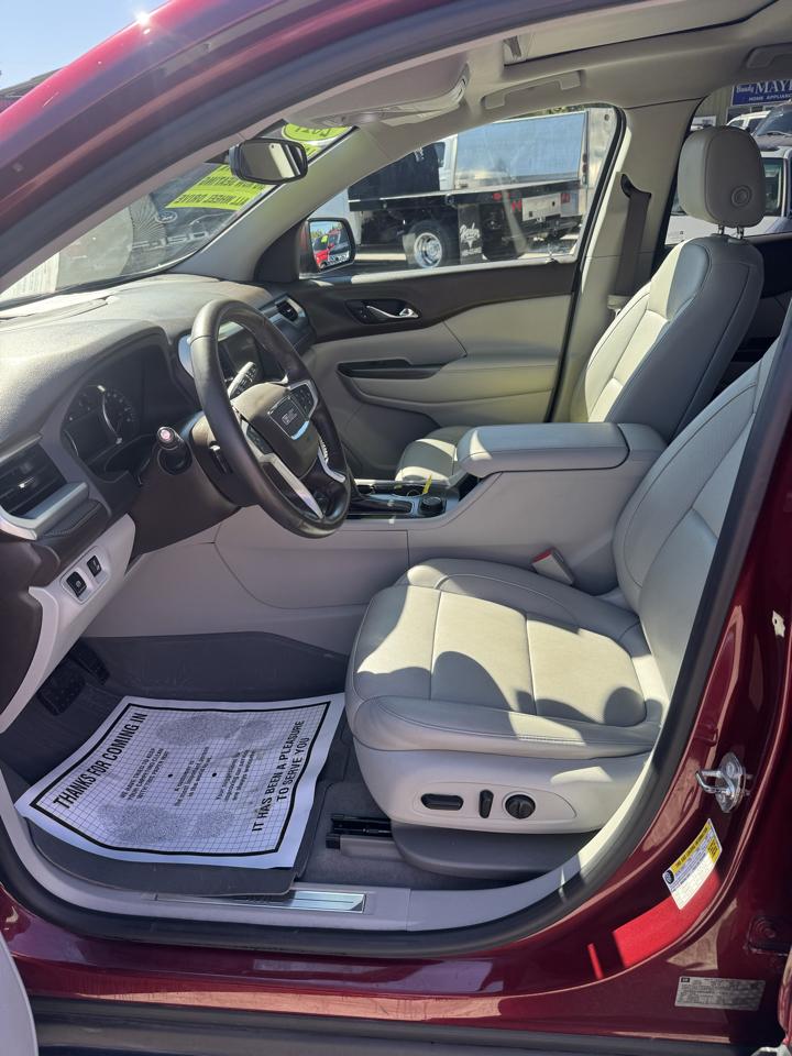 GMC Acadia AWD 4dr SLT w/SLT-1 2017