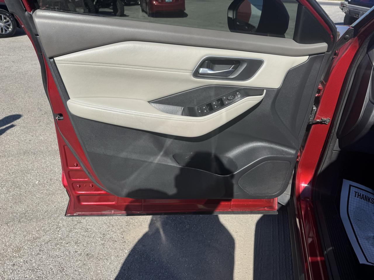 Nissan Rogue FWD SV 2021